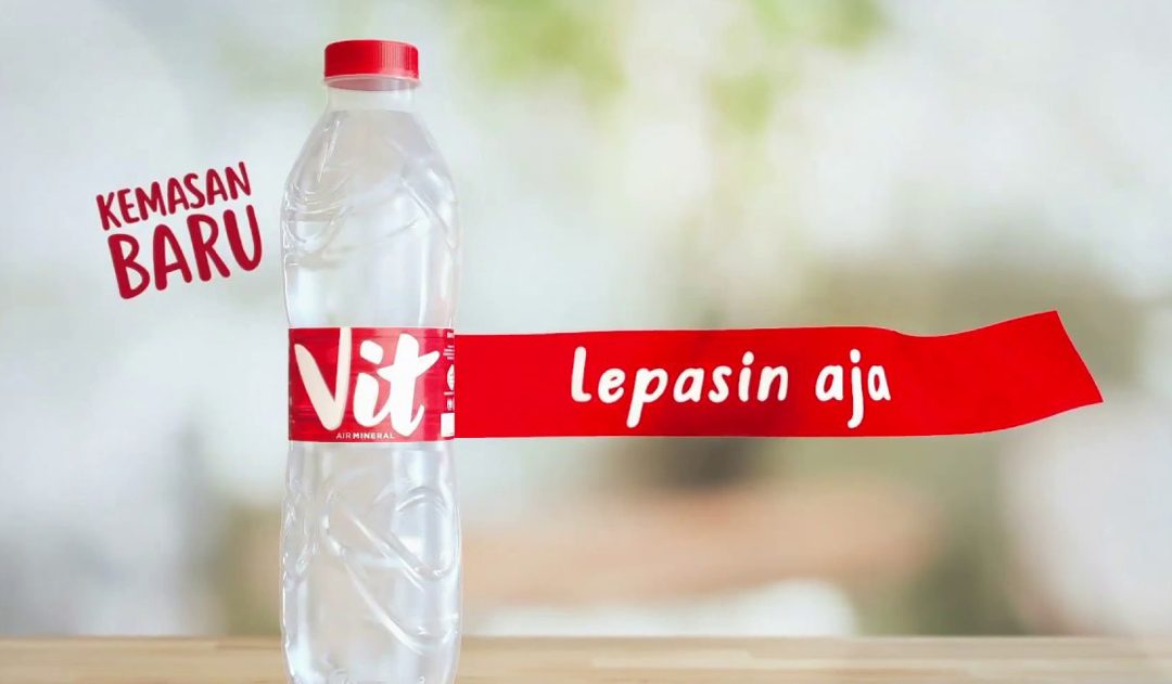 Belajar Positioning Dari Merk Aqua Dan Vit